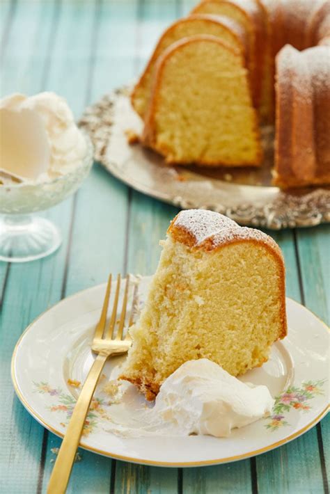 Sour Cream Pound Cake Gemmas Bigger Bolder Baking