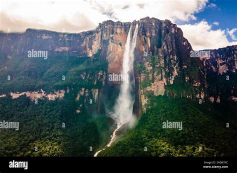 Angel Falls Aerial Hi Res Stock Photography And Images Alamy
