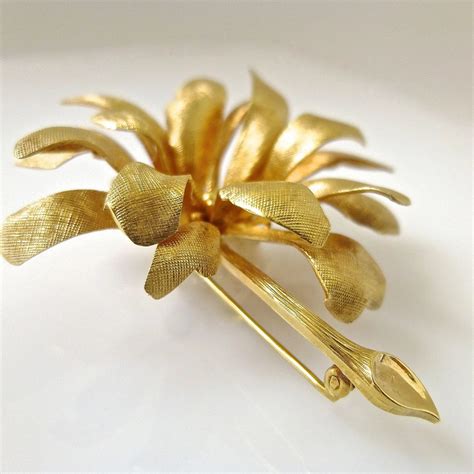 Gold Brooch Pin