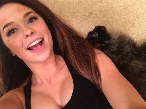 Cat Selfie R Morberplz