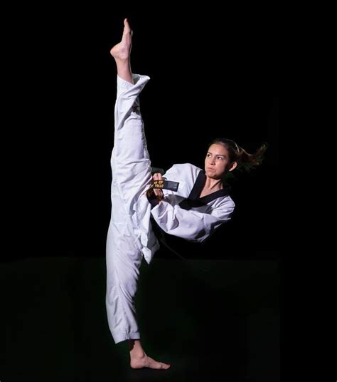 Pin By James Colwell On Karate Martial Arts Kids Taekwondo Girl