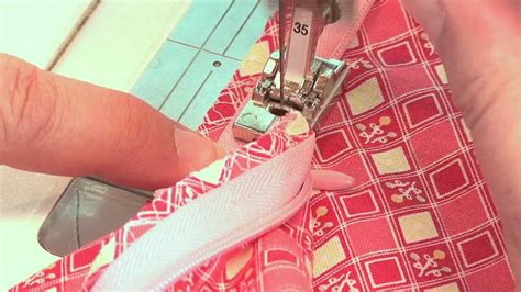 How to repair a broken separated zipper | ख़राब ज़िप को कैसे ठीक करे. How to sew an invisible zipper - YouTube
