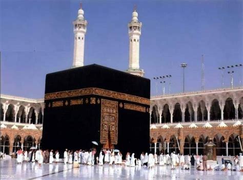 Your love for islam will ask you to fit such nice wallpapers of khana kaba to your screens as. Khana E Kaba Ki Ziarat Ki Fazilat (With images) | Kaba ...