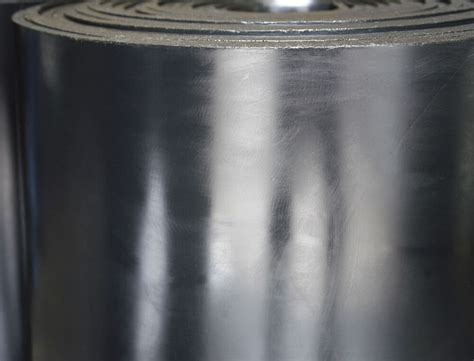 Hule nitrilo negro uso Industrial en rollos y placas