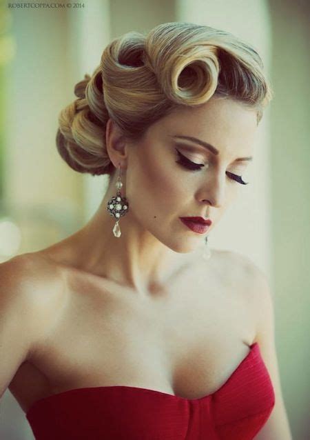 Do It With Style And Grace Vintage Updo Style Updos For Medium Hair