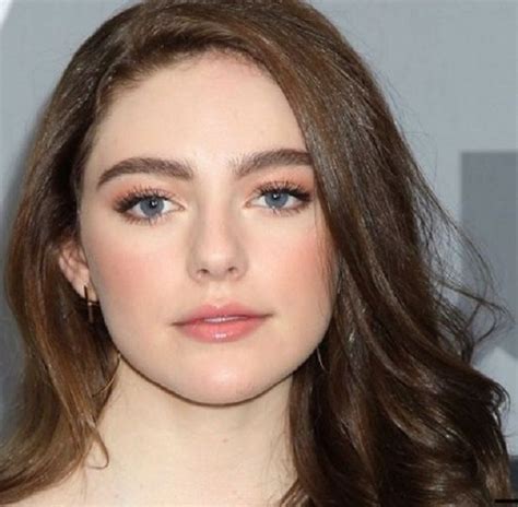 Danielle Rose Russell Body Measurements Including Hei Vrogue Co