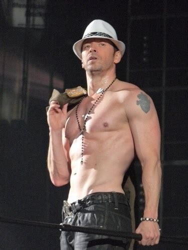 Donnie Wahlberg Husband Net Worth Tattoos Smoking Body Facts
