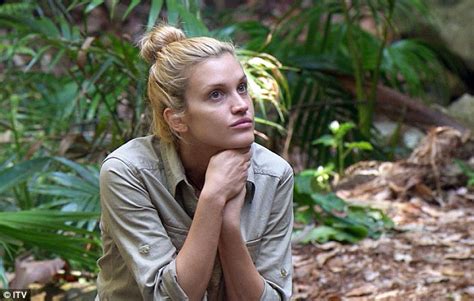 Im A Celebrity 2012 Im A Celebs Ashley Roberts Is Alienated From