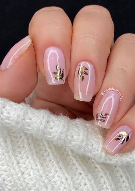 Way To Wear Stylish Nails Blush Nail With Gold Leaf