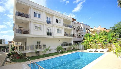 Antalya'nın konyaaltı bölgesinde tatil yapmak ve burada konaklamak isteyen turistler kolay bir şekilde bu destinasyona ulaşım sağlayabiliyor. Emir Gursu Flats | Quality Whole Building in Konyaalti Antalya