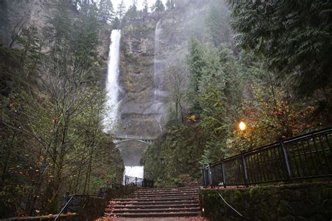 Multnomah Falls Lodge Opens For Indoor Dining Friday