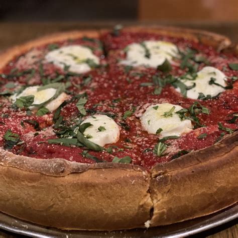 Pizza Restaurant And Craft Beer San Diego Ca Order New York And Chicago Style Pizza La Jolla