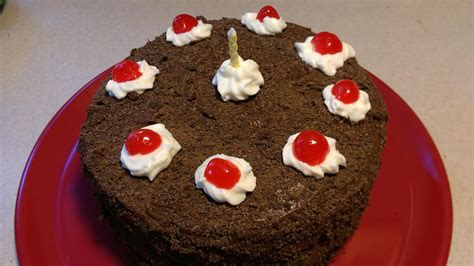 How To Make A Portal Cake Requested By Daviela The Cake Is A Lie