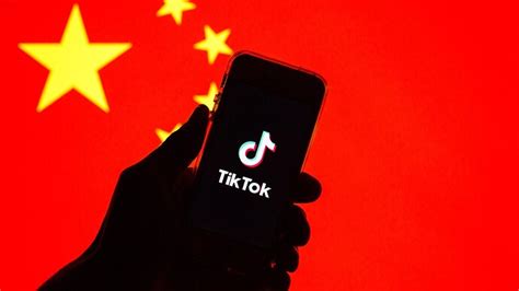 Tiktok Tracked Users Who Watched Gay Content Prompting Employee Complaints News Techlore
