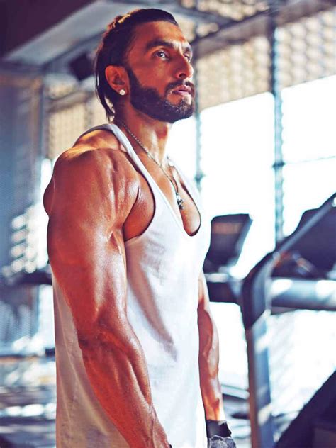 ranveer singh flaunts his ripped physique