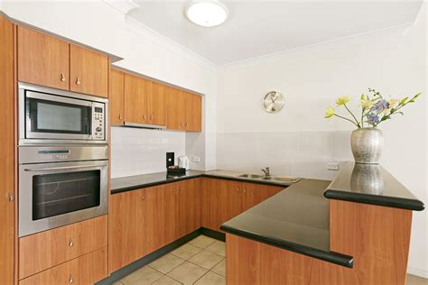 Check spelling or type a new query. Cairns Accommodation | Esplanade Resort Cairns - Best ...