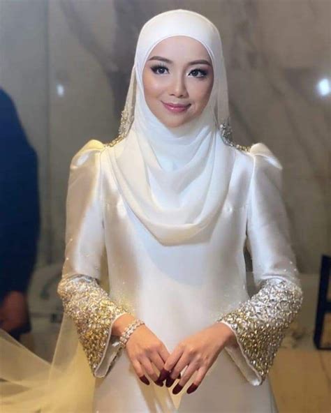 See more ideas about malay wedding, muslimah wedding, muslim wedding. Baju akad mira filzah | Muslimah wedding dress, Muslimah ...
