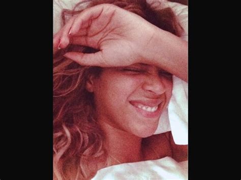 Beyoncé Au Naturel Découvrez La Star Sans Maquillage Photo Closer