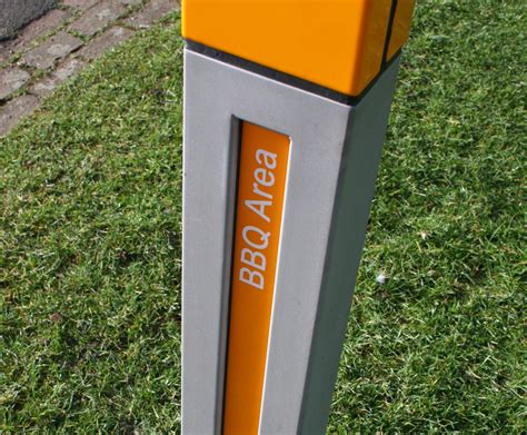 Route And Destination Markers Mark Fwdesign Esi External Works