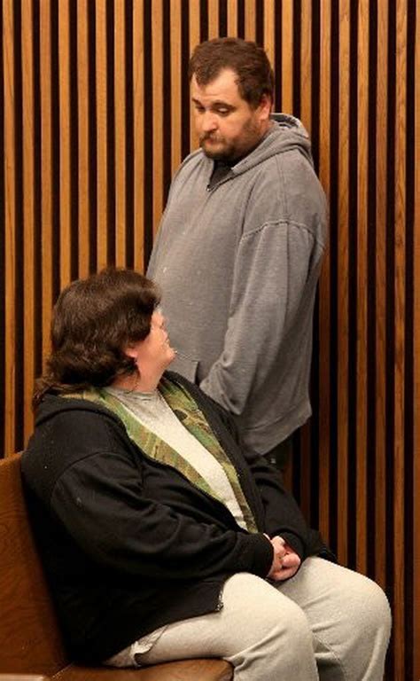 Cleveland Couple Accused Of Abusing 8 Year Old Son Plead Guilty To 196
