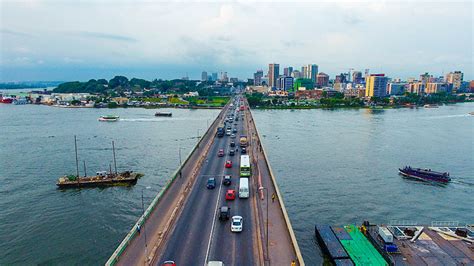 Côte d'Ivoire Economic Outlook: Understanding the Challenges of Urbanization in Height Charts