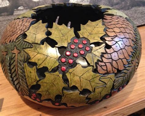 Christmas Gourd Carved Gourds Crafts Gourds Birdhouse Gorgeous Gourds