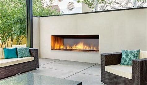 Regency Horizon Large Hzo60 Linear Outdoor Gas Fireplace Toronto Home