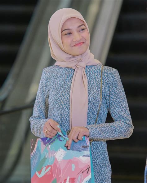 Mk k clique the that grew from concrete. Patut bawa MK K-Clique di pentas AJL35? Nabila Razali ...