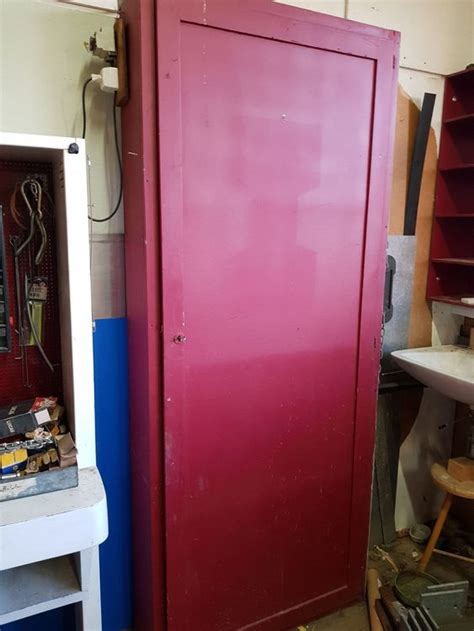 Check spelling or type a new query. Alter Holzschrank | Kaufen auf Ricardo
