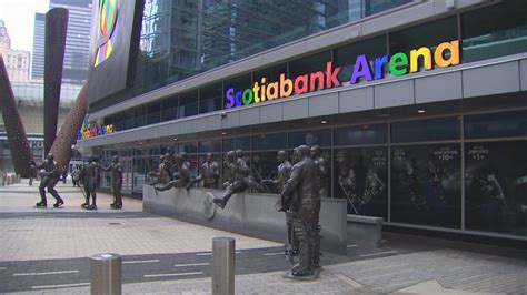 Toronto Hopes Covid 19 Vaccine Clinic At Scotiabank Arena Will Set