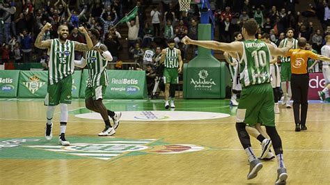 La inspiración de Schilb le da la victoria al Real Betis ...