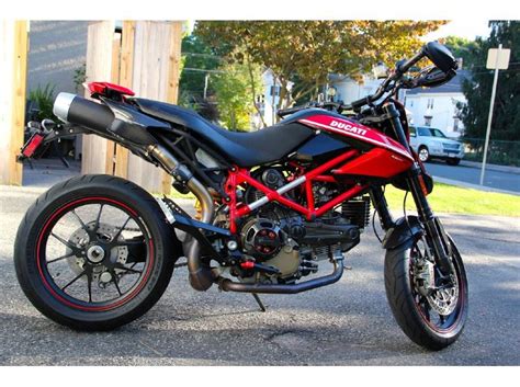 Ducati hypermotard 1100 evo sp 2010. Buy 2010 Ducati Hypermotard 1100 EVO SP on 2040-motos