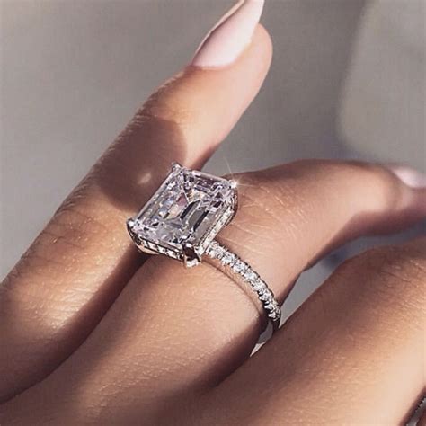 Iparam Luxury Oversized Square Zircon Wedding Ring Jewelry For Women