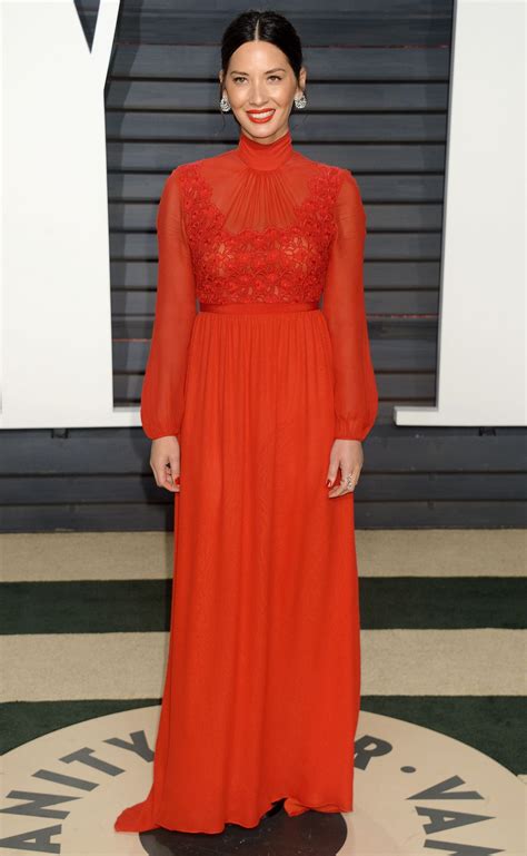 Olivia Munn In Giambattista Valli At 2017 Vanity Fair Oscar Party In