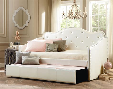 Standard Furniture Caroline Twin Upholstered Daybed With Trundle