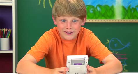 What These Kids Say Of The 1989 Game Boy Is Priceless Funny And A Bit