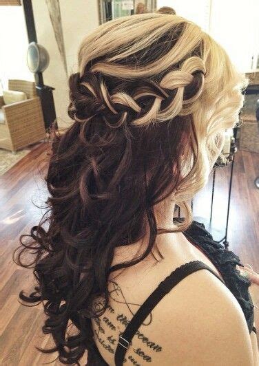 Two tone hair color ideas for brunettes highlights two tone hair color ideas for brunettes ombre dark if you believe brunettes have a lot fun, you might think there is no way to change up your look—blondes can be platinum, dirty blonde, and a lot more, but brown hair is brown. Blonde brown two tone braided hairstyle | Two toned hair ...