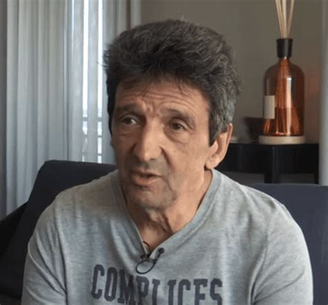 Son père livre un témoignage bouleversant. Julie Douib tuée par son ex-mari : dévasté, son père fait ...