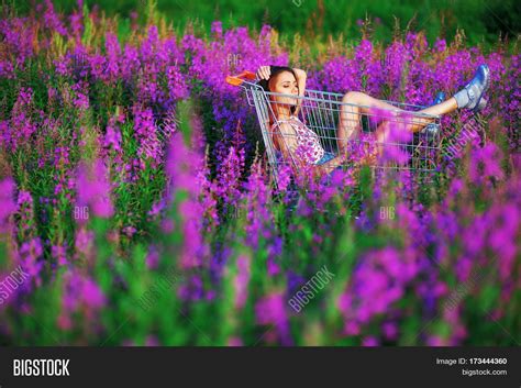 Beautiful Dark Haired Image And Photo Free Trial Bigstock