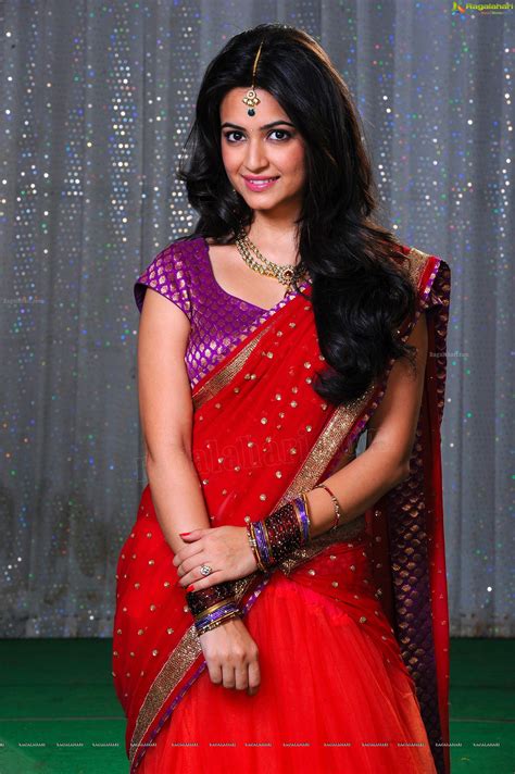 Kriti Kharbanda Beautiful Saree Indian Face Kriti Kharbanda Simple Sarees India Beauty