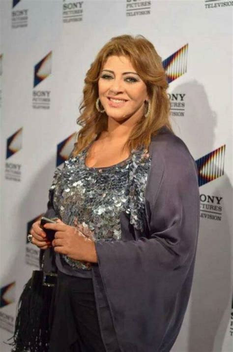 الصفحة الرسمية و الوحيدة للفنانة هالة صدقي. هالة صدقي تثير الجدل بصورة مع منقبة.. ماذا قالت؟ | Laha ...