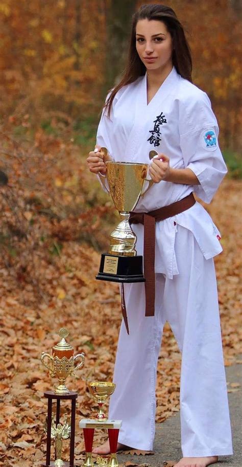 pin by randy schultz on tang soo do martial arts women female martial artists martial arts