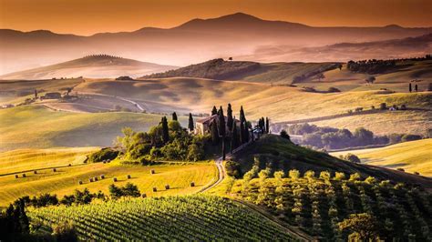 Tuscanyitaly 2018 Tourist Travel Guide To Holidays In Tuscanytoscana