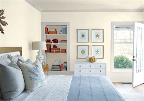 25 Of The Best White Paint Color Options For Guest Bedrooms