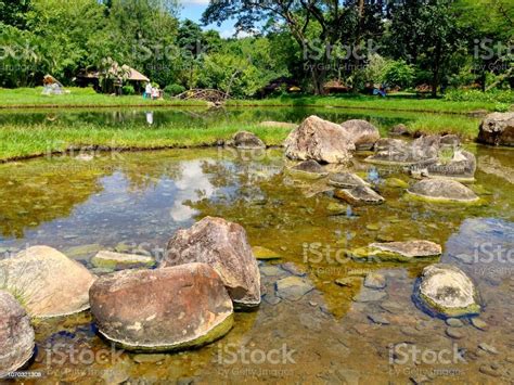 Mata Air Panas Chae Son Di Taman Nasional Chae Son Chiang Mai Thailand