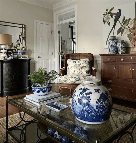 A Southern Charm Home Tour Chinoiserie And Antiques Southern Charm