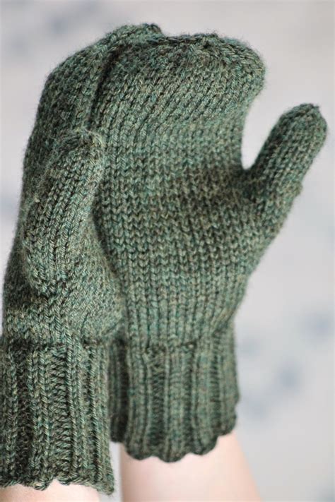 Mittens have a high thermal efficiency since they have a small surface area exposed to the. Balls to the Walls Knits: Doug Fir Mittens