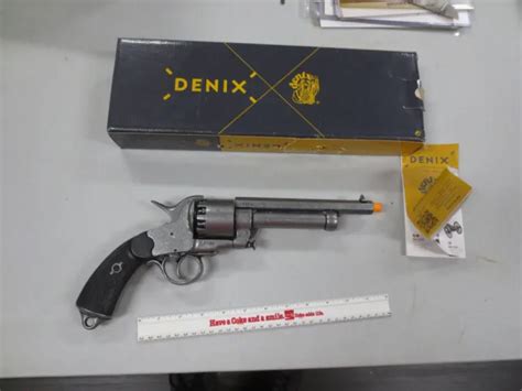 Denix Non Firing Replica Civil War Confederate 1855 Lemat Revolver W