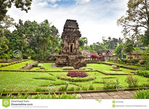 11, banyuwangi, jawa timur, indonesia, telepon +62 pilihan lainnya masih banyak, seperti sego tempong, sego cawuk, sate kalak, pecel pitik, sambel lucu kios makanan pinggir jalan dan warung sederhana menghiasi banyuwangi dan akan banyak anda temui. Candi Kidal Temple Near By Malang, East Java, Indonesia. Stock Photo - Image of sculpture ...