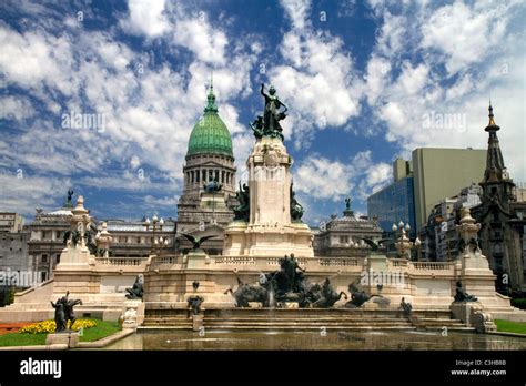 Plaza De Congreso Buenos Aires Hi Res Stock Photography And Images Alamy
